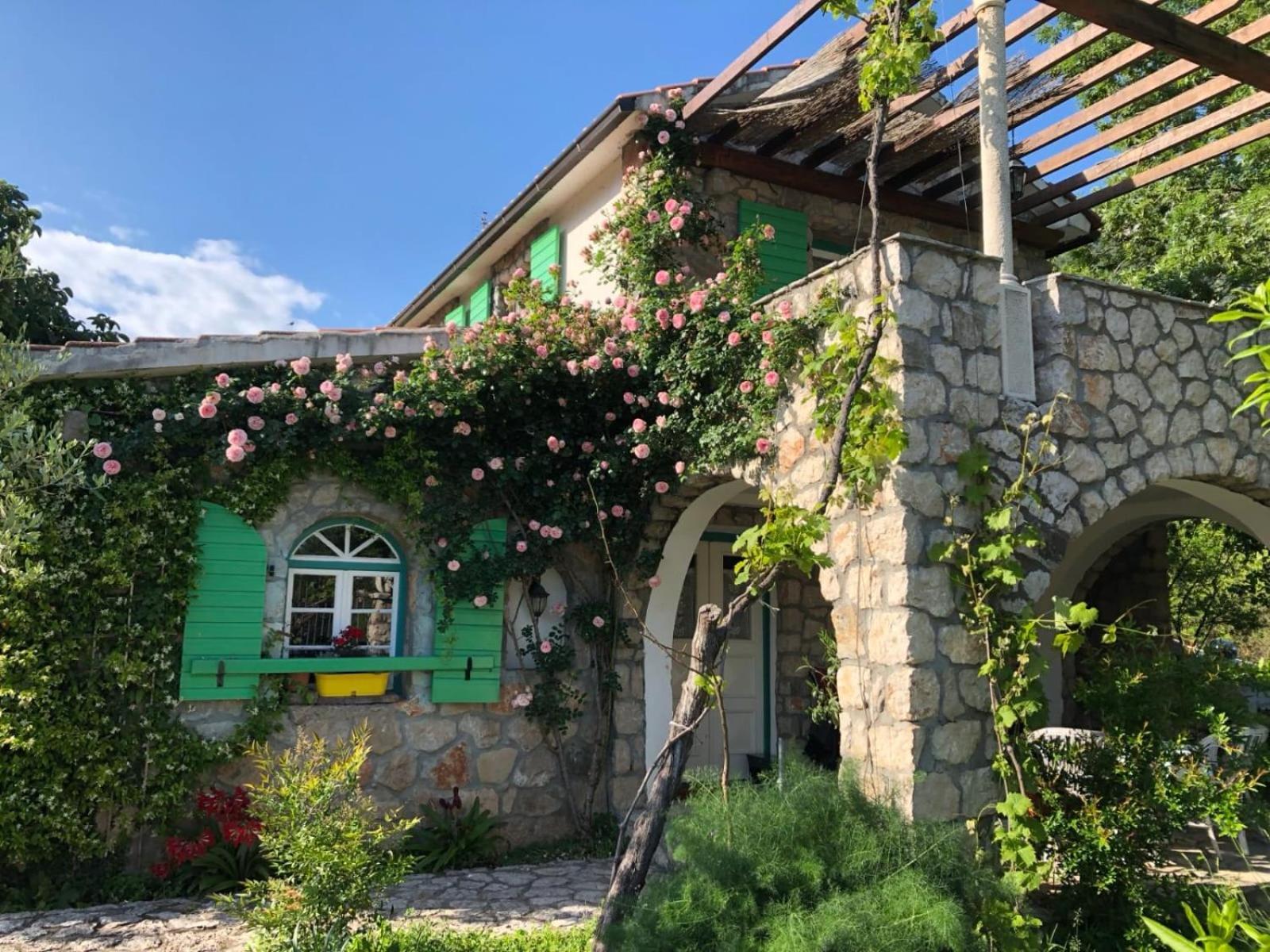 Lake House Puro Dodosi Exterior photo